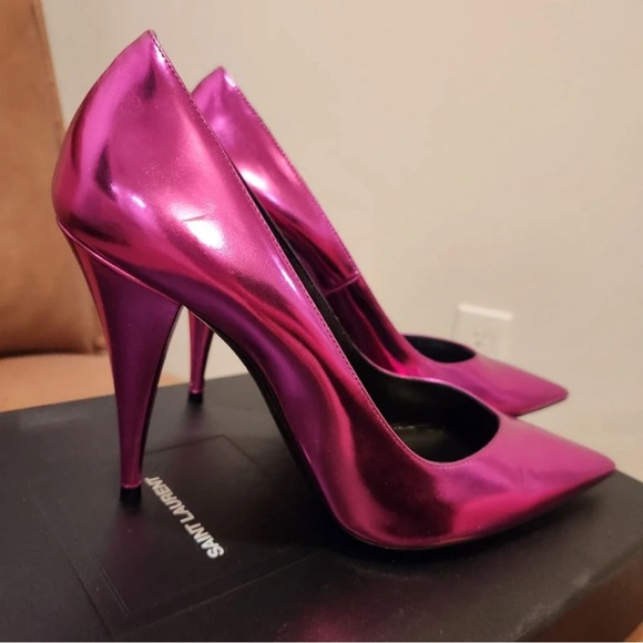 Saint Laurent Shiny Pink Heels - Picture 4 of 4
